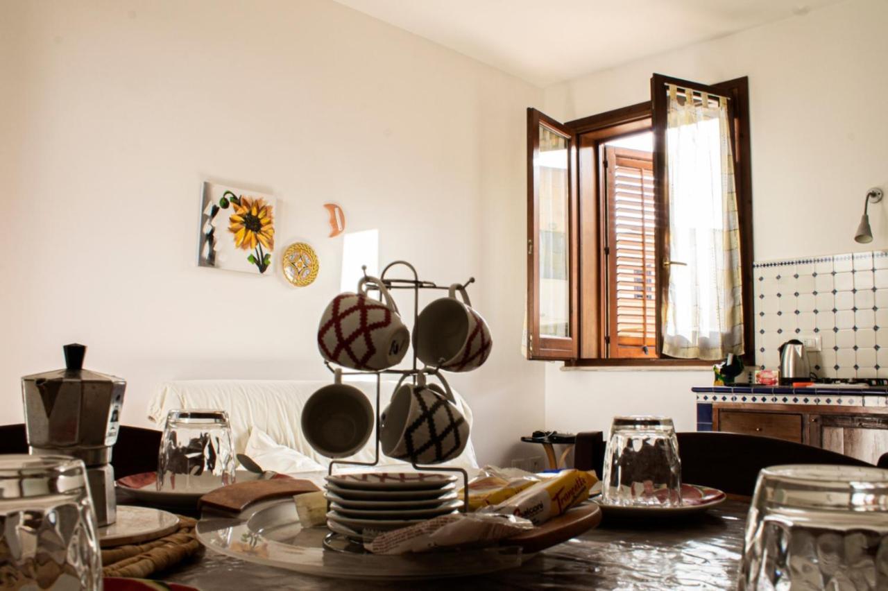 Casa Vacanze Di Anna E Selene Βίλα Φαβινιάνα Εξωτερικό φωτογραφία