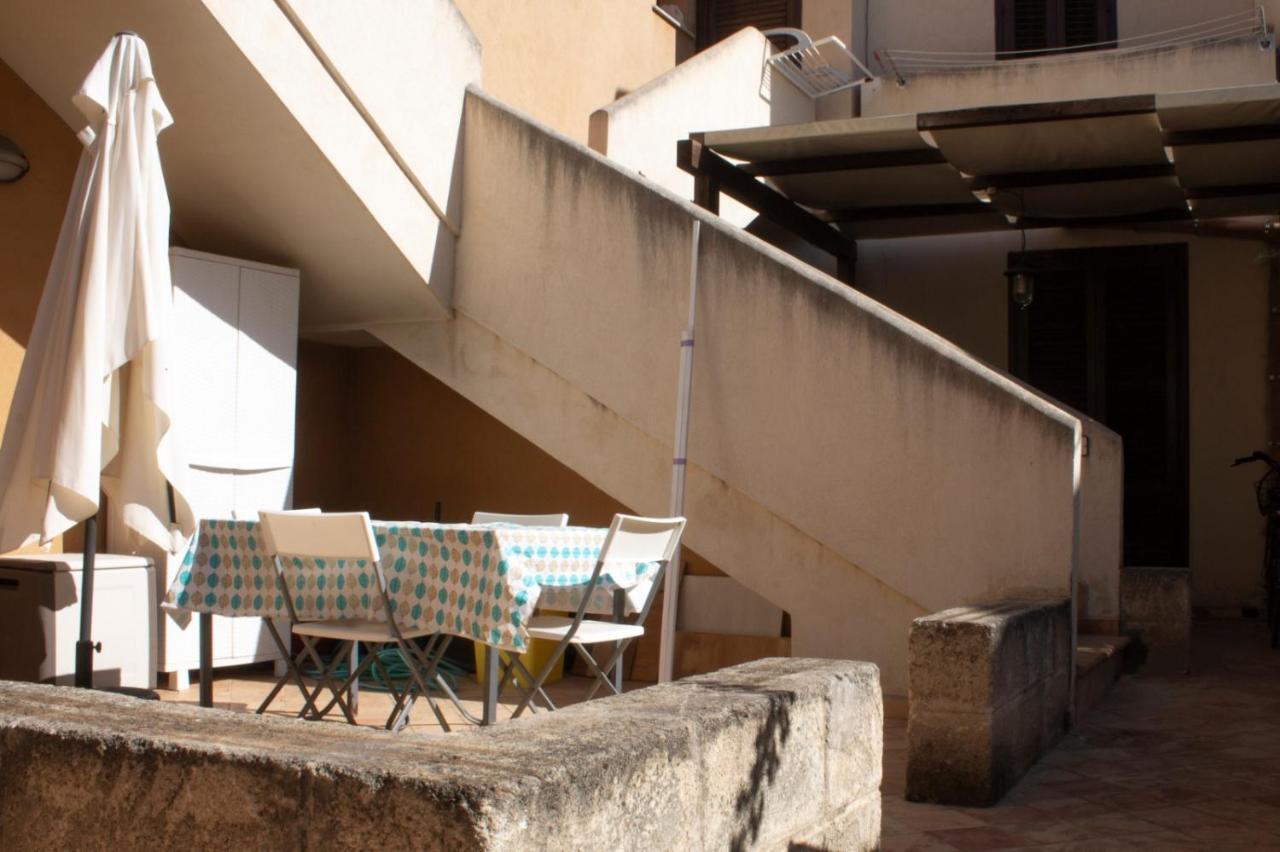 Casa Vacanze Di Anna E Selene Βίλα Φαβινιάνα Εξωτερικό φωτογραφία